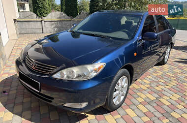 Седан Toyota Camry 2001 в Черновцах
