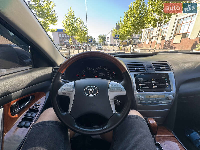 Седан Toyota Camry 2008 в Білій Церкві