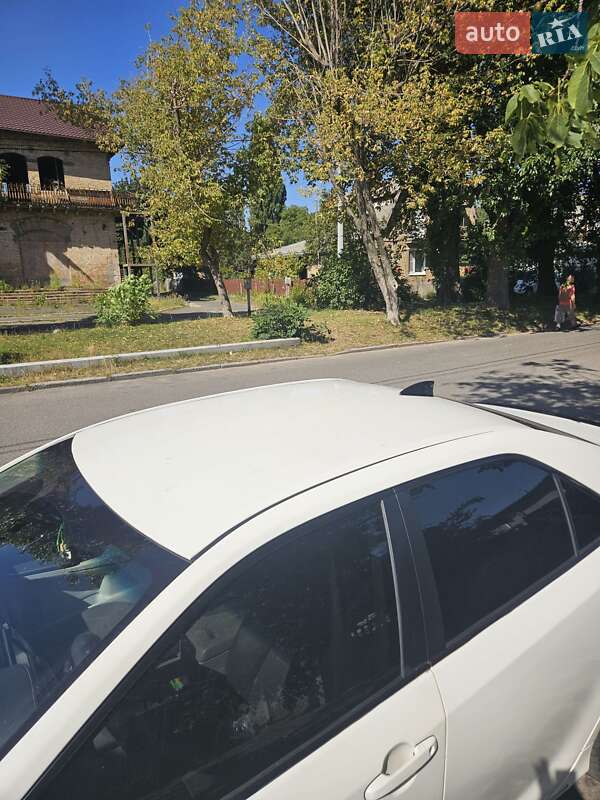 Седан Toyota Camry 2013 в Києві