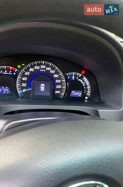 Седан Toyota Camry 2012 в 