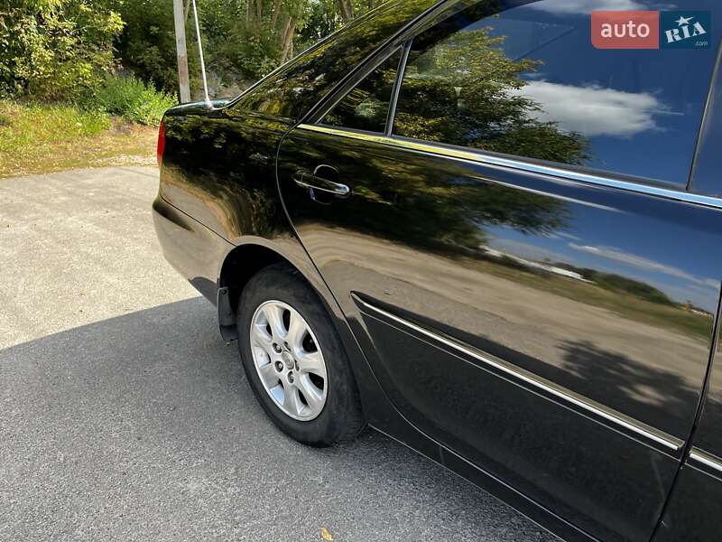 Седан Toyota Camry 2004 в Василькові