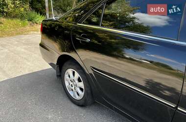 Седан Toyota Camry 2004 в  фото 12 Седан Toyota Camry 2004 в