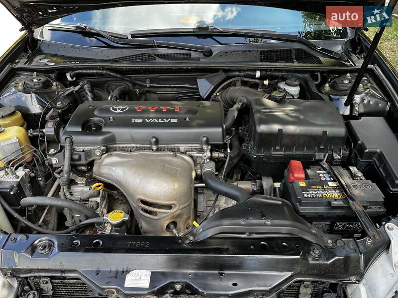 Седан Toyota Camry 2004 в Василькові