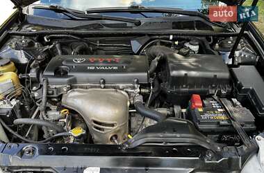 Седан Toyota Camry 2004 в  фото 15 Седан Toyota Camry 2004 в