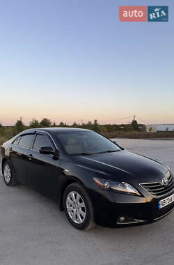 Седан Toyota Camry 2008 в Виннице