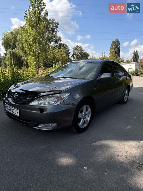 Седан Toyota Camry 2003 в Калинівці