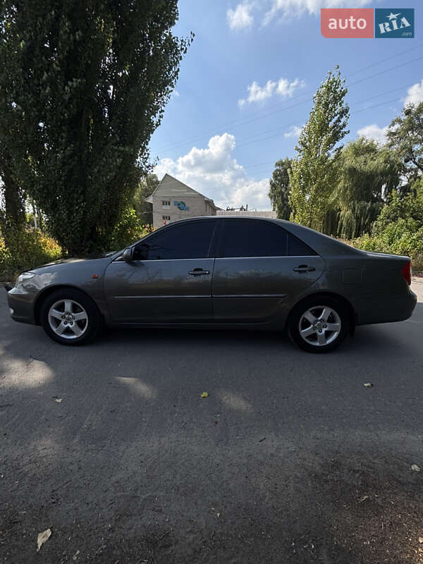 Седан Toyota Camry 2003 в Калинівці