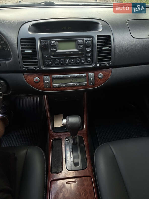 Седан Toyota Camry 2003 в Калинівці