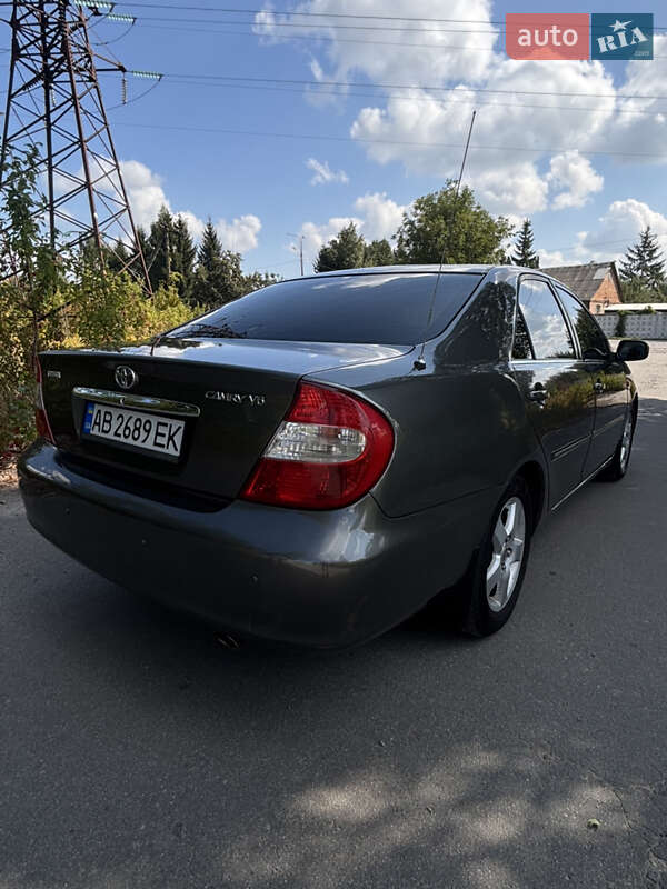 Седан Toyota Camry 2003 в Калинівці