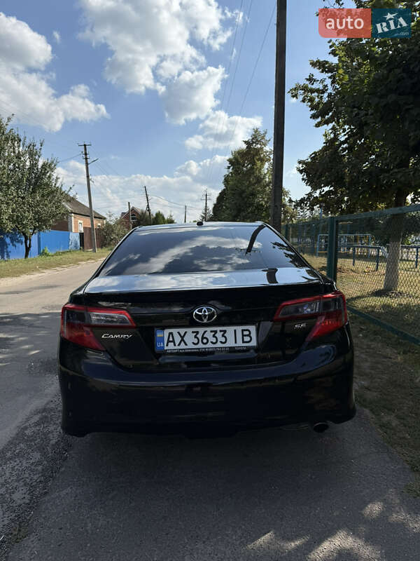 Седан Toyota Camry 2012 в Змиеве фото 7 Седан Toyota Camry 2012 в Змиеве