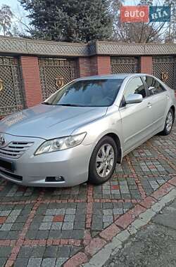 Седан Toyota Camry 2008 в Киеве