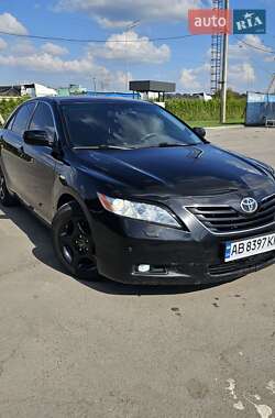 Седан Toyota Camry 2008 в Виннице
