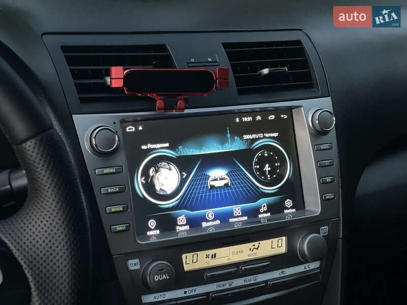 Седан Toyota Camry 2009 в Самборі