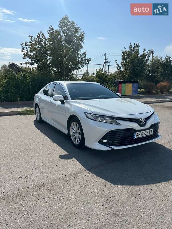 Седан Toyota Camry 2018 в Днепре фото 3 Седан Toyota Camry 2018 в Днепре