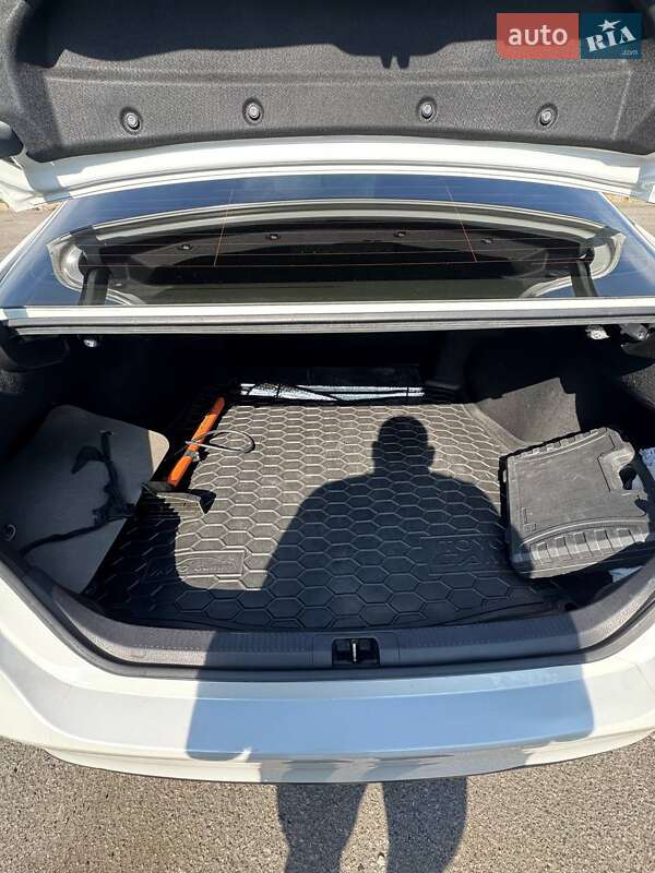 Седан Toyota Camry 2018 в Днепре фото 8 Седан Toyota Camry 2018 в Днепре