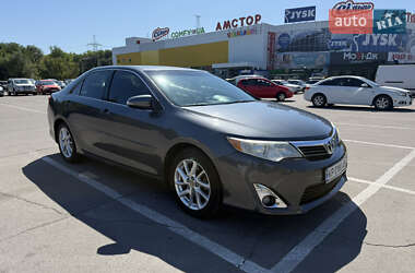 Седан Toyota Camry 2012 в Запорожье