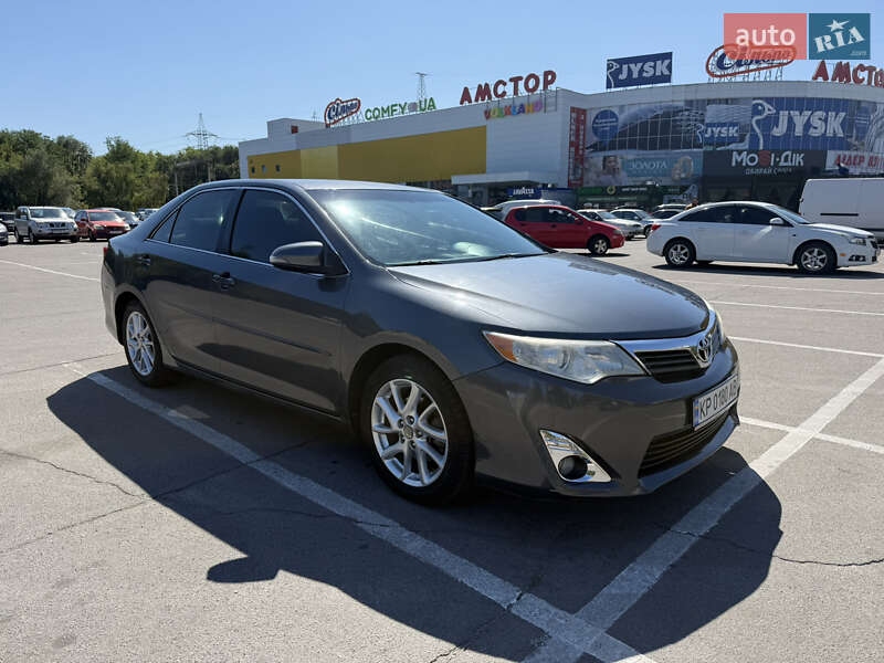 Toyota Camry 2012