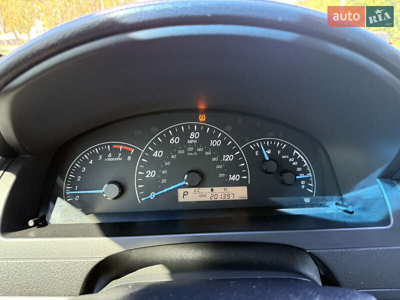 Седан Toyota Camry 2012 в Запоріжжі