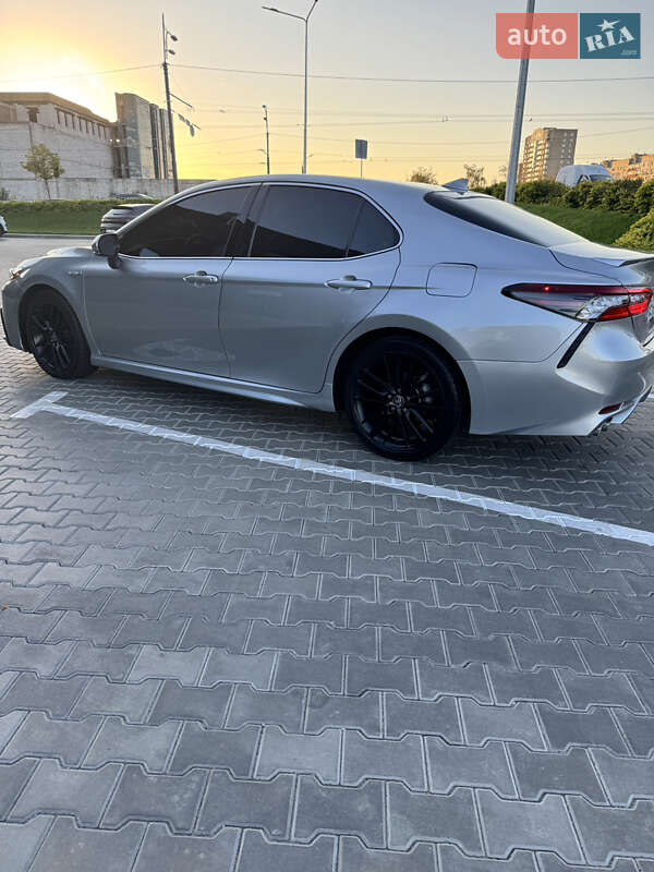 Седан Toyota Camry 2021 в Днепре фото 22 Седан Toyota Camry 2021 в Днепре