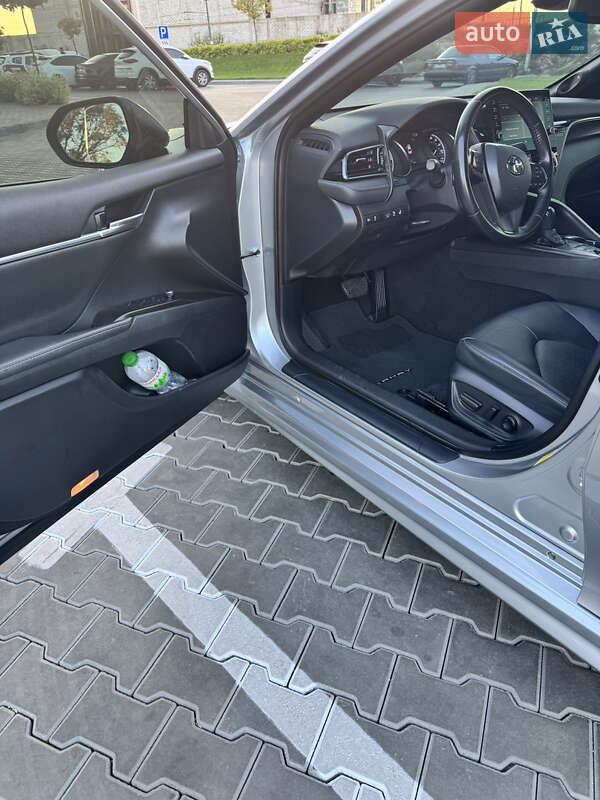Седан Toyota Camry 2021 в Днепре фото 37 Седан Toyota Camry 2021 в Днепре