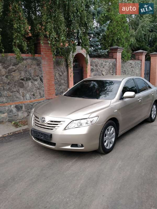 Toyota Camry 2006