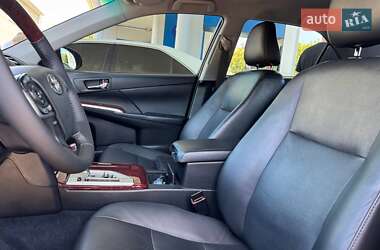 Седан Toyota Camry 2012 в 