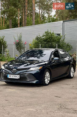 Седан Toyota Camry 2018 в Вінниці