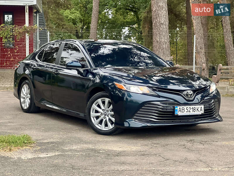 Седан Toyota Camry 2018 в Киеве фото 7 Седан Toyota Camry 2018 в Киеве