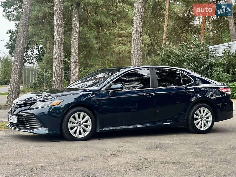 Седан Toyota Camry 2018 в Киеве фото 13 Седан Toyota Camry 2018 в Киеве