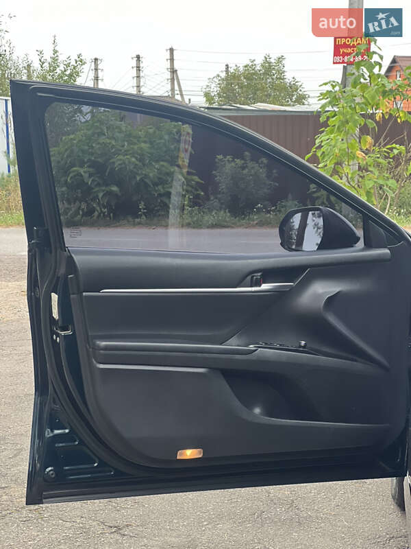 Седан Toyota Camry 2018 в Киеве фото 42 Седан Toyota Camry 2018 в Киеве