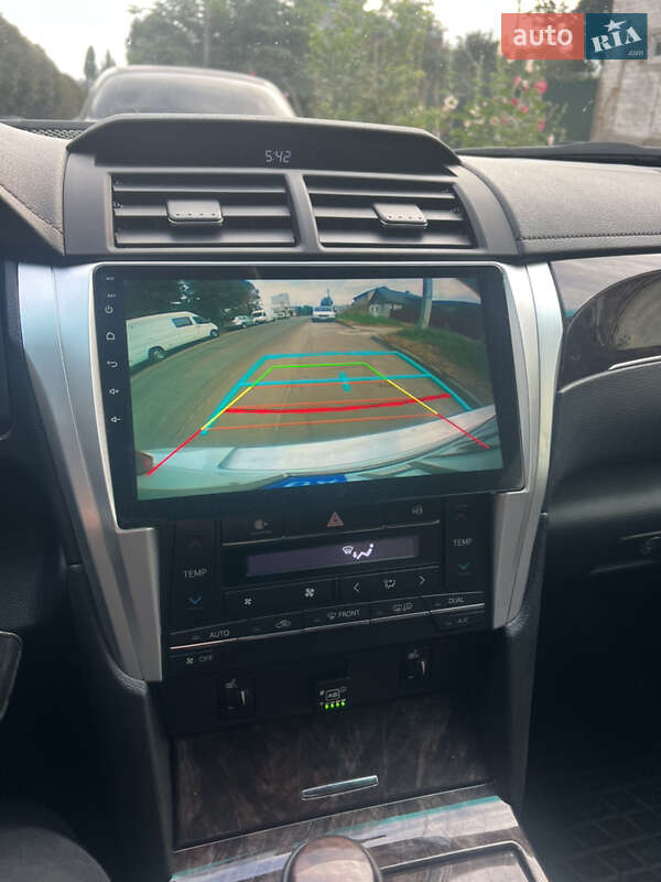 Седан Toyota Camry 2017 в Житомире