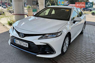 Седан Toyota Camry 2023 в Вінниці