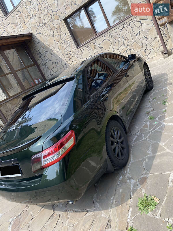Седан Toyota Camry 2011 в Києві
