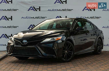 Седан Toyota Camry 2022 в Києві