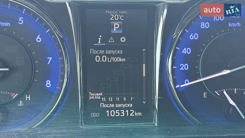 Седан Toyota Camry 2017 в Києві