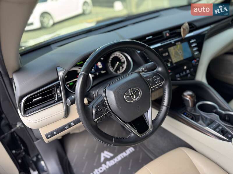 Седан Toyota Camry 2020 в Одесі