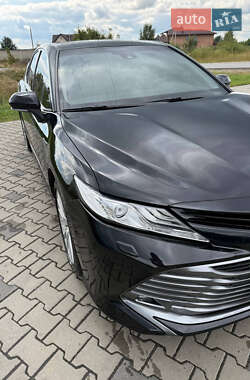 Седан Toyota Camry 2020 в 