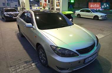 Седан Toyota Camry 2005 в Кропивницком