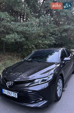 Седан Toyota Camry 2019 в Броварах