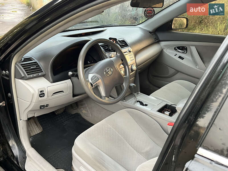 Седан Toyota Camry 2007 в Виннице