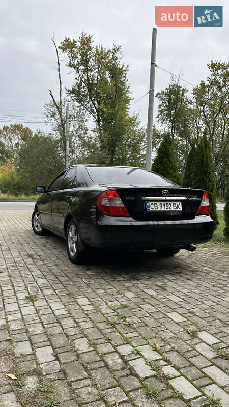 Седан Toyota Camry 2003 в Чернигове