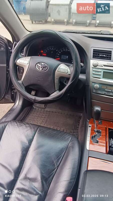 Седан Toyota Camry 2008 в Києві