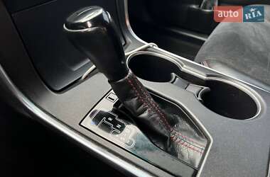 Седан Toyota Camry 2015 в 