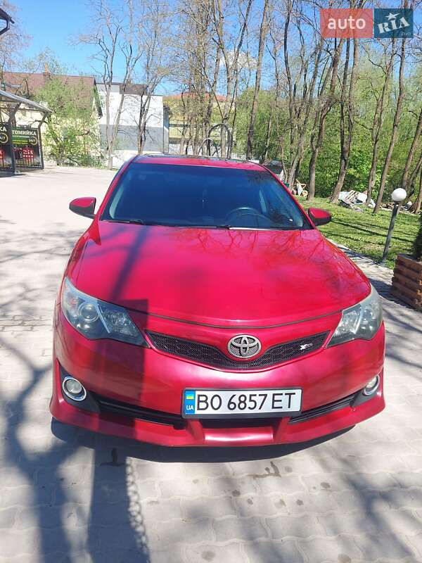 Седан Toyota Camry 2014 в Хоросткове фото 15 Седан Toyota Camry 2014 в Хоросткове