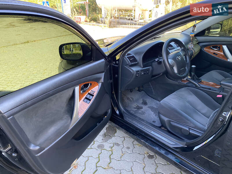 Седан Toyota Camry 2008 в Хмельницькому