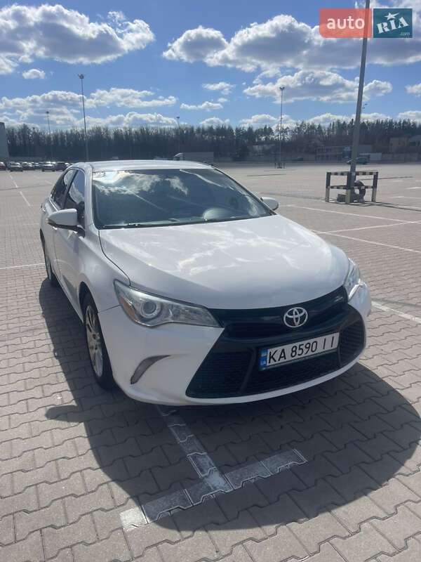 Седан Toyota Camry 2015 в Киеве фото 8 Седан Toyota Camry 2015 в Киеве
