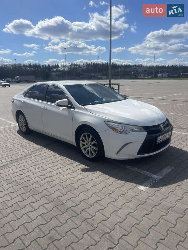 Седан Toyota Camry 2015 в Киеве фото 9 Седан Toyota Camry 2015 в Киеве