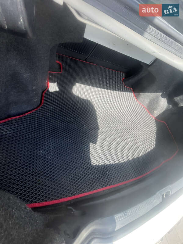 Седан Toyota Camry 2015 в Киеве фото 22 Седан Toyota Camry 2015 в Киеве