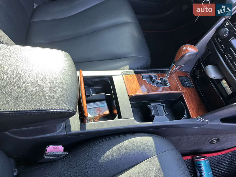 Седан Toyota Camry 2008 в Южноукраїнську