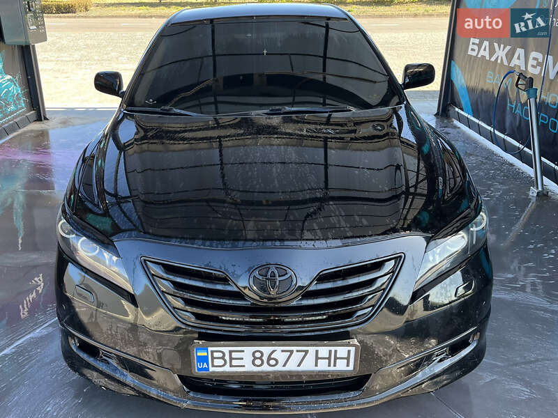 Седан Toyota Camry 2008 в Южноукраїнську